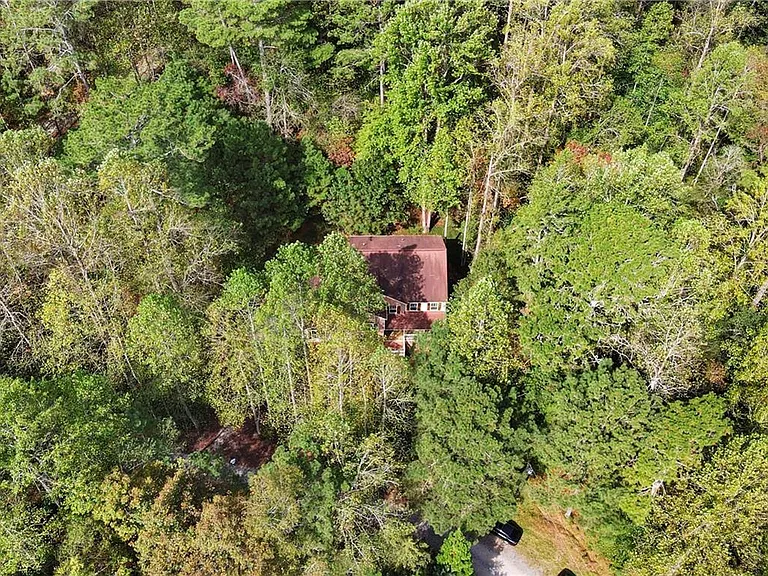 80 Castle Ct — Photo 29
