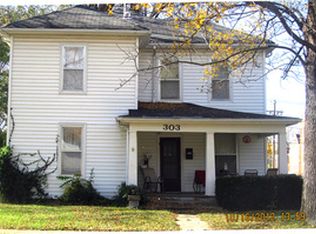 303 S Collier St, Centralia, MO 65240