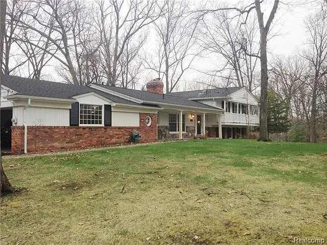 5044 Arrowhead Rd photo 1