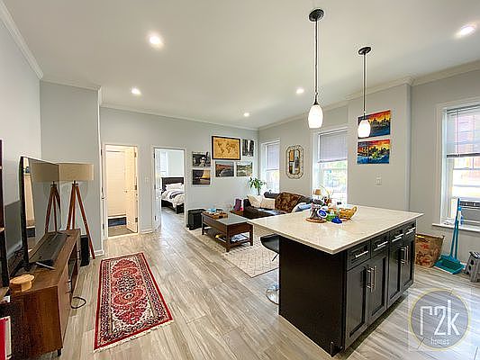 3rd image of 36-01 Ditmars Blvd #2F