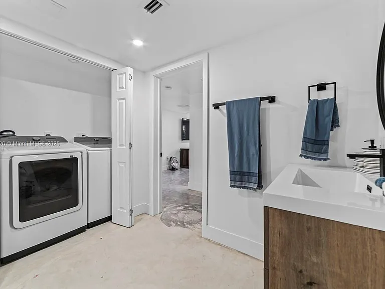 14875 SW 212th St — Photo 53