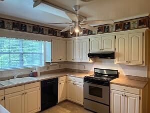 5th image of 208 S Arlington Ave