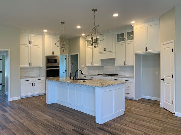 3rd image of 6009 Beals Creek Dr