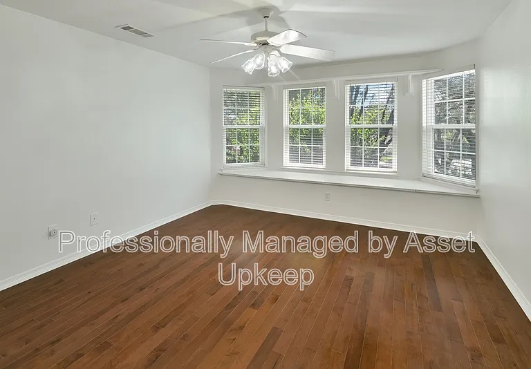 18528 Vista Del Sol — Photo 33