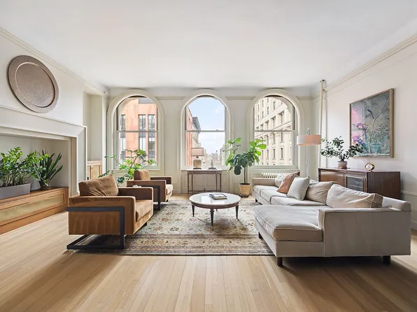 714 Broadway APT 8, New York, NY 10003