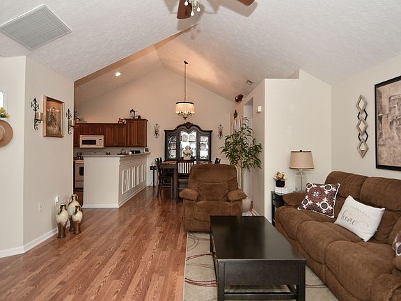 4th image of 7405 Chapel Villas Dr Unit C