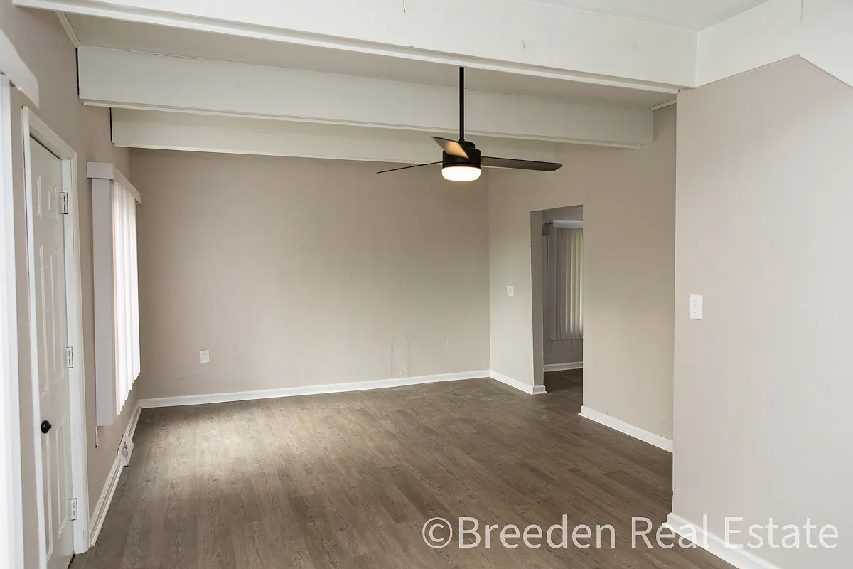 005-11: 200 Kirk Street - 1 — Photo 4