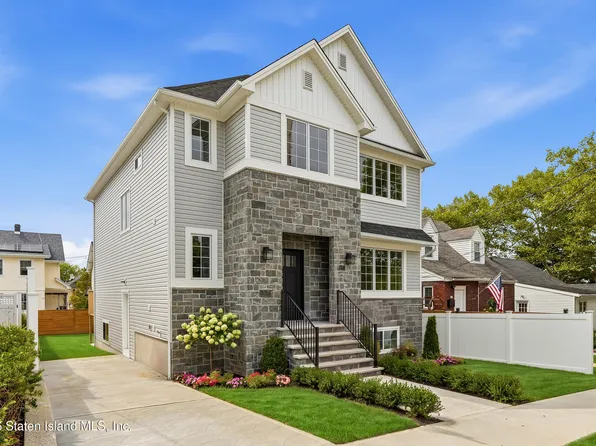 714 Oakland Ave, Staten Island, NY 10310