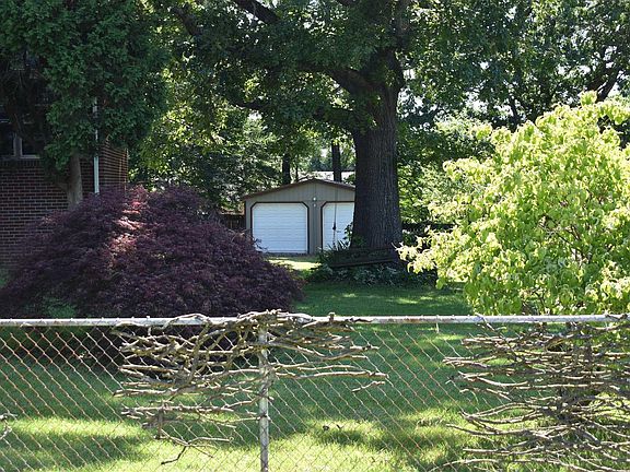 3rd image of 6013 Oakview Ave