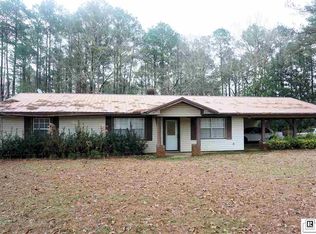 633 Okaloosa Rd, Eros, LA 71238
