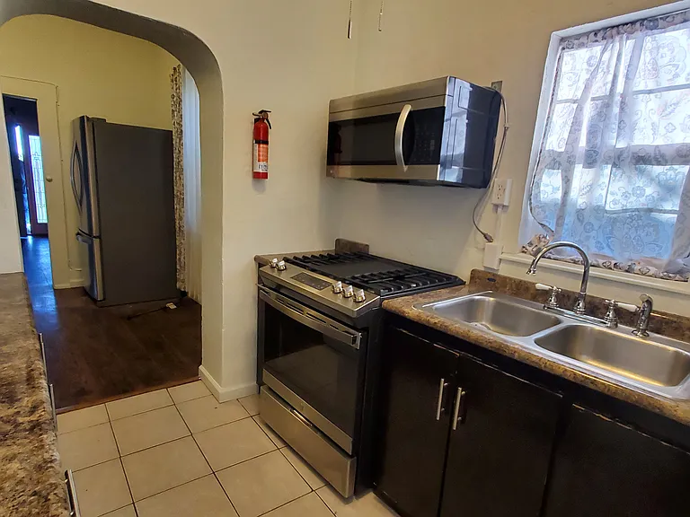 3419 Wyoming Ave — Photo 46