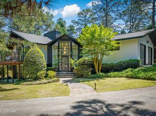 60 Walnut Creek Rd, Pinehurst, NC 28374
