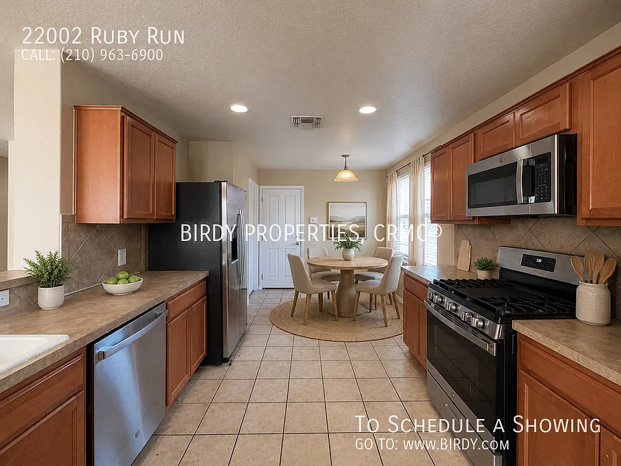 **Coming Soon** "Charming 3-Bed Gem With 2 Baths In San Antonio 1,595 Sq Ft Of Comfort Awaits At ... — Photo 4