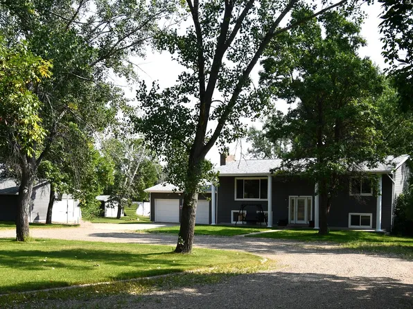 34 Big Sky Dr, Glendive, MT 59330