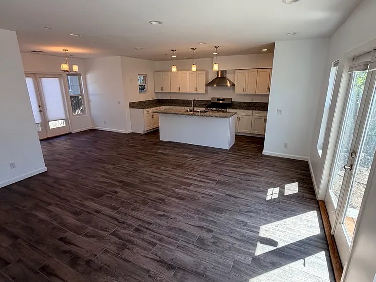 2640 Pickens Ave — Photo 3