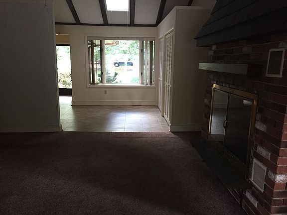 2nd image of 1008 Stoney Ln #Rancher