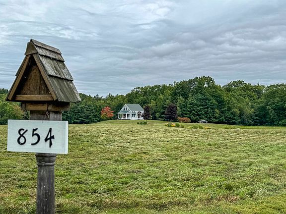 2nd image of 854 Murray Hill Road
