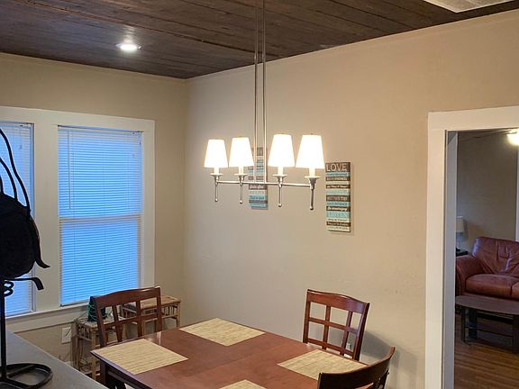 2nd image of 326 Lamar St #2