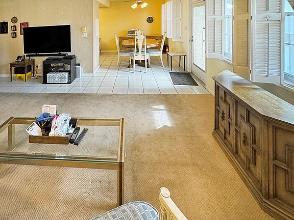 5th image of 2068 Ventnor P #2068