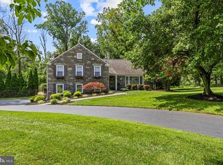 735 Hamilton Rd, Bryn Mawr, PA 19010