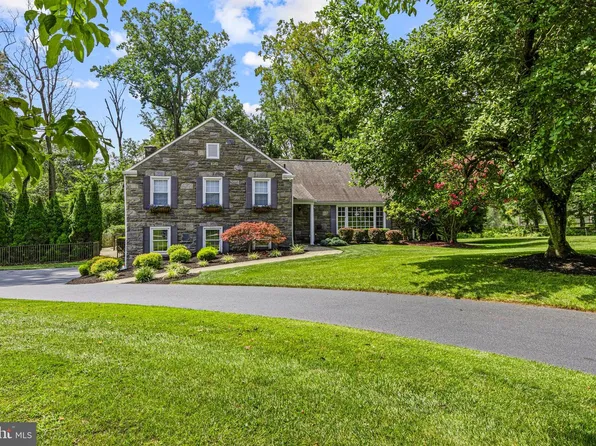 735 Hamilton Rd, Bryn Mawr, PA 19010