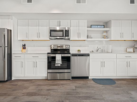 2nd image of 2342 Sweet Parkway Rd #304