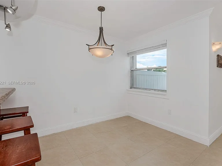 4520 SW 68th Court Cir #5-25 — Photo 8