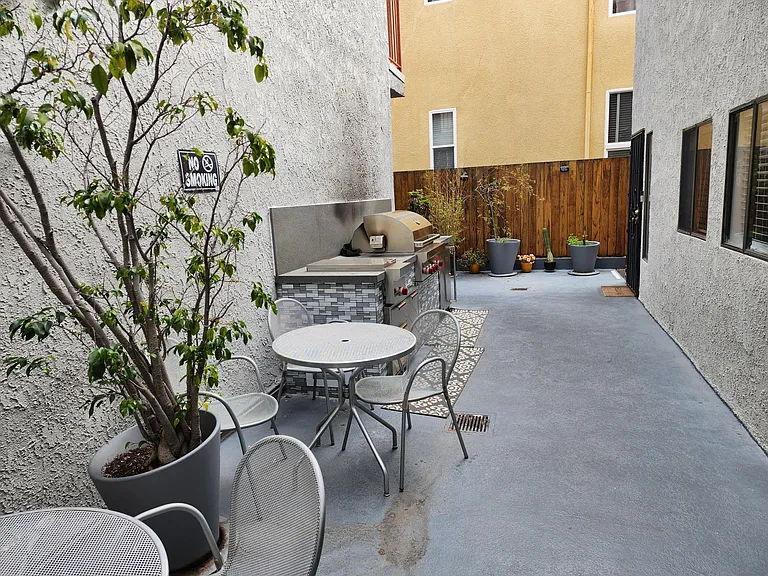 11630 Chenault St #5 — Photo 14