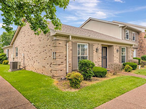 3rd image of 600 Plantation Ct
