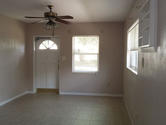 2nd image of 496 Garden Dr S