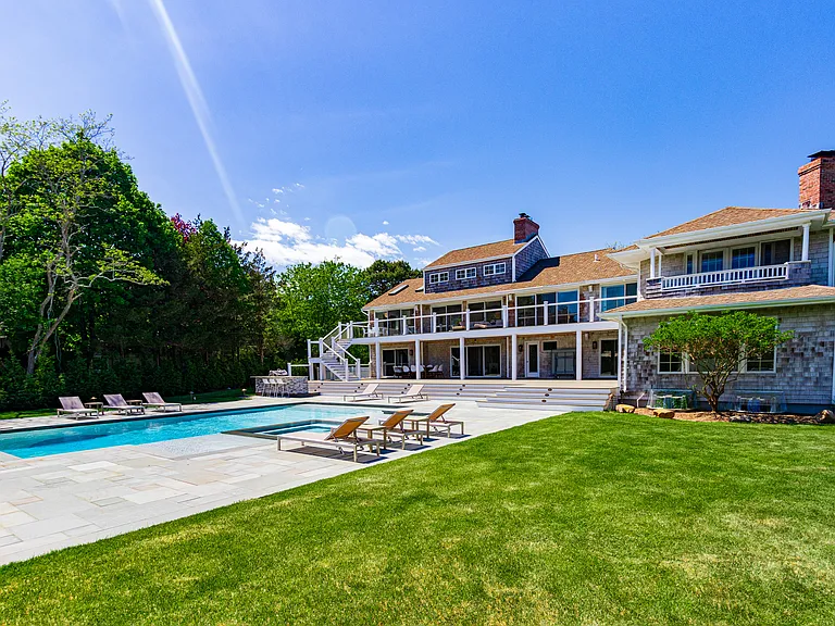10 Blackwatch Ct — Photo 35
