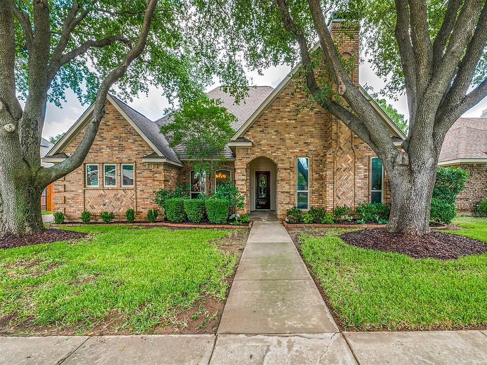 1st image of 2333 Fox Glenn Cir