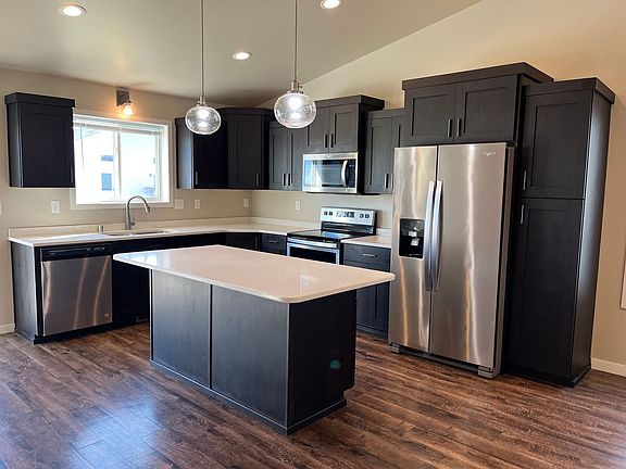 5th image of 4217 14th Ave S