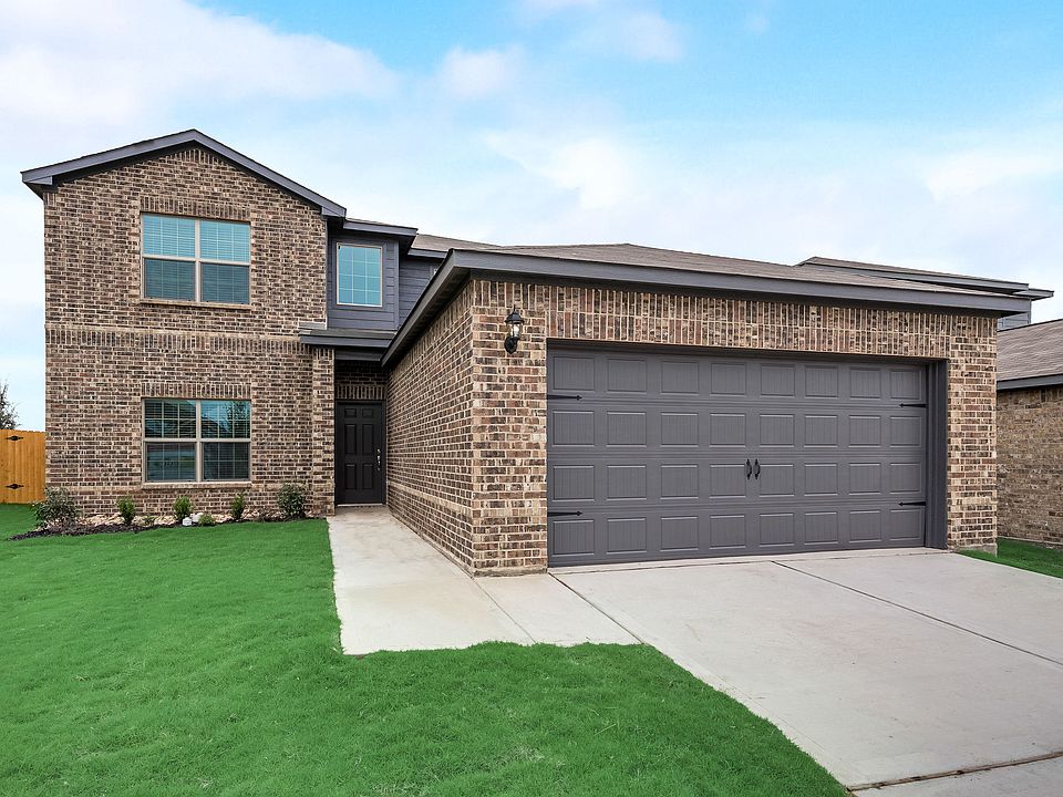 The Oakmont is ready for move-in at Seagoville Farms
