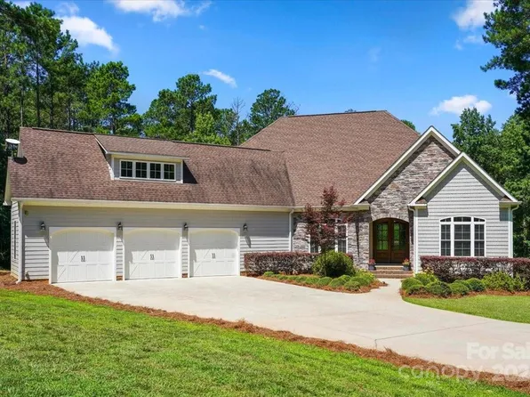 1687 Sierra Rd, York, SC 29745