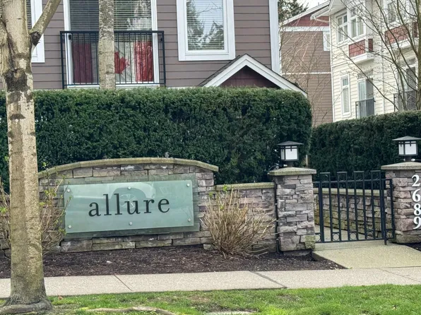 2689 Parkway Dr #19, Surrey, BC V4P 0C3