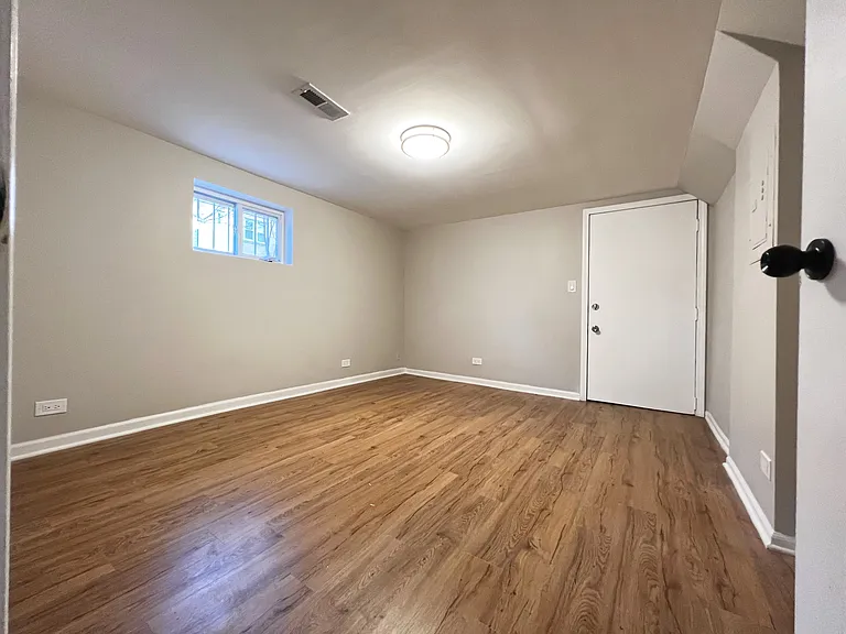 2855 W Grace St #1W — Photo 9