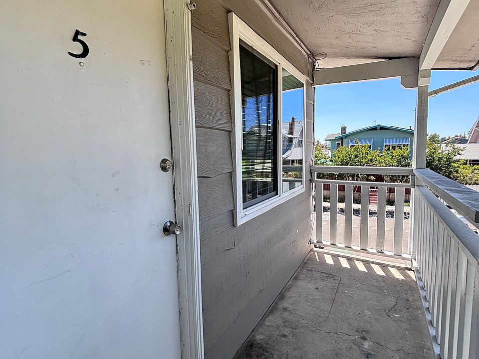 1st image of 2907 30th St #5
