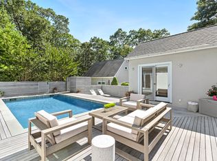 5 Rowman Ct, East Hampton, NY 11937