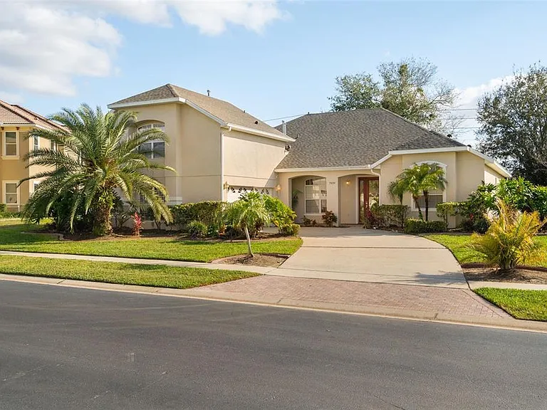 7939 Sea Pearl Cir — Photo 1