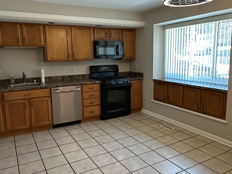 2105 Kimrick Pl — Photo 5