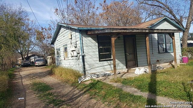 1st image of 115 Yuma St