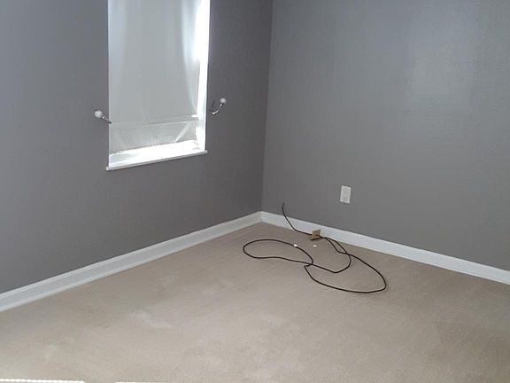 5th image of 140 Madeira Dr