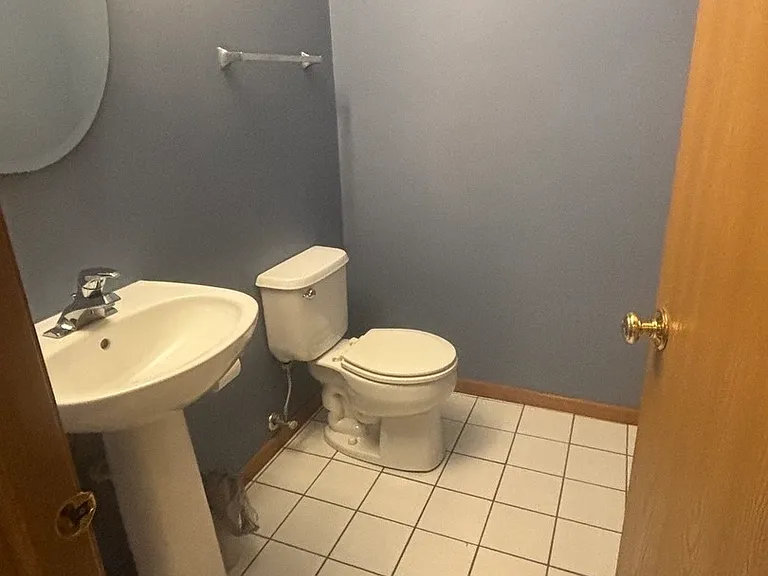 2845 Falling Waters Dr — Photo 5