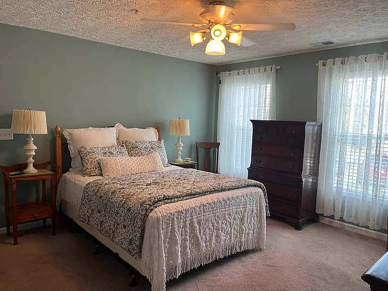 9575 Shirewood Ct #9575 — Photo 8