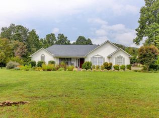 738 Bowman Bend Rd, Harriman, TN 37748