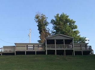 1093 Aurora Rd NE, Minerva, OH 44657