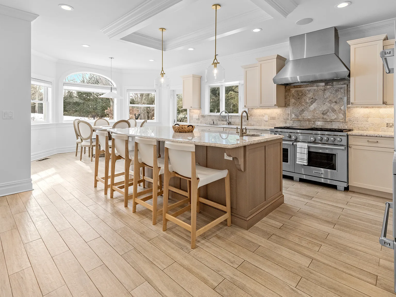 Southampton Resort-Style Beach House Retreat — Photo 2