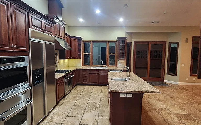 1961 Vineyard View Ln — Photo 56