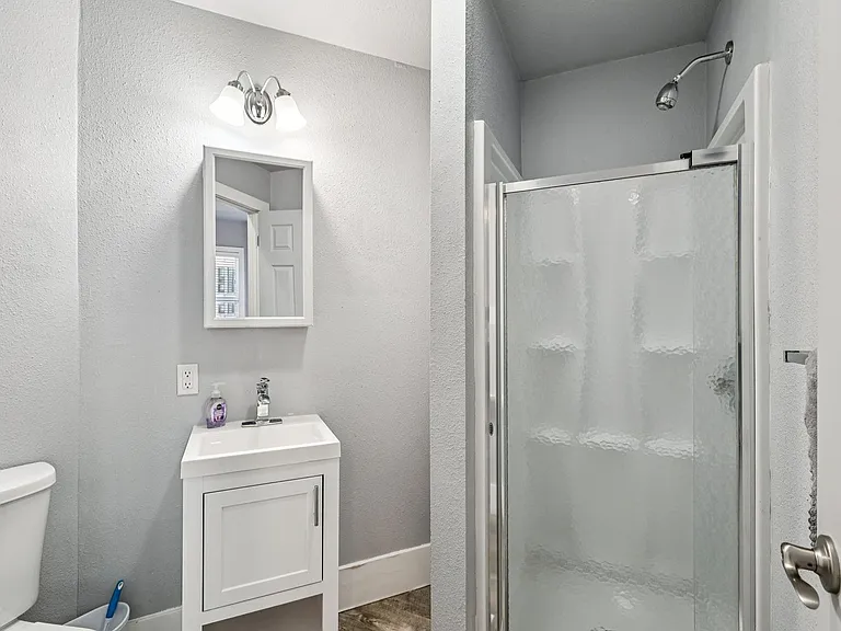 CENTER VIEW APARTMENTS- LIVE YOUR BEST LIFE HERE! — Photo 41